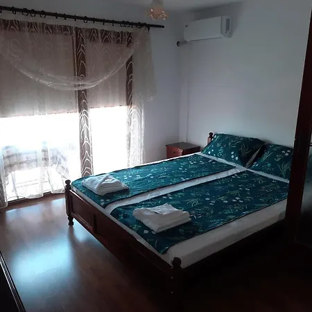 сара 3* Velingrad